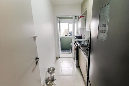 Apartamento para alugar com 56m², 2 quartos e 1 vaga Apartamento para alugar com 56m², 2 quartos e 1 vagaCozinha - Armários