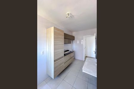 Apartamento para alugar com 64m², 2 quartos e 1 vagaCozinha