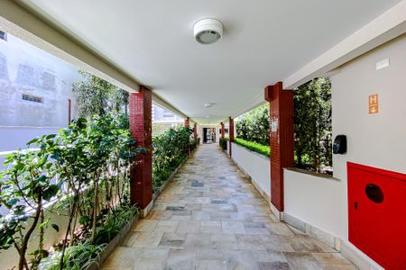 Apartamento para alugar com 64m², 2 quartos e 1 vagaÁrea comum