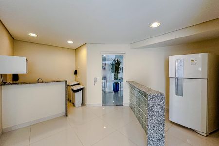 Apartamento para alugar com 64m², 2 quartos e 1 vagaÁrea comum