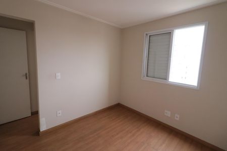 Apartamento à venda com 61m², 2 quartos e 2 vagasQuarto 