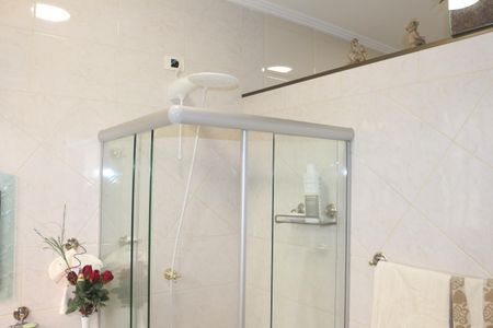 Casa para alugar com 279m², 3 quartos e 8 vagasBanheiro da Suíte 1