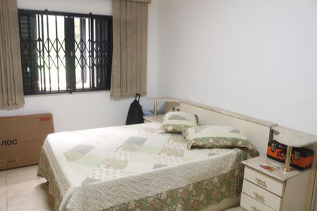 Casa para alugar com 279m², 3 quartos e 8 vagasQuarto 2