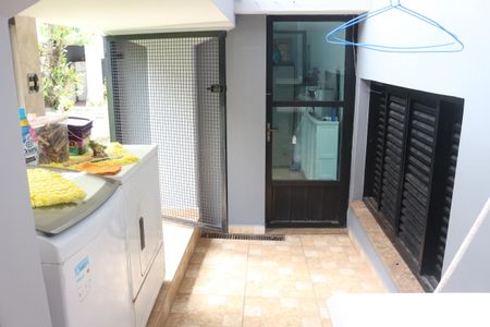 Casa para alugar com 279m², 3 quartos e 8 vagasÁrea de Serviço