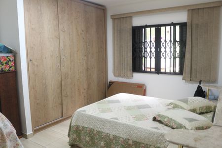 Casa para alugar com 279m², 3 quartos e 8 vagasQuarto 2