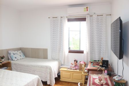 Casa para alugar com 279m², 3 quartos e 8 vagasQuarto 1