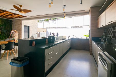 Casa de condomínio para alugar com 270m², 3 quartos e 4 vagasÁrea Gourmet