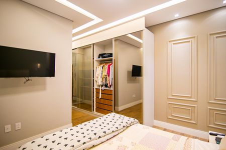 Casa de condomínio para alugar com 270m², 3 quartos e 4 vagasSuite