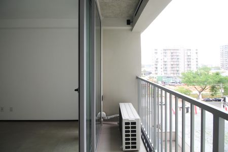 Studio para alugar com 26m², 1 quarto e sem vagaVaranda