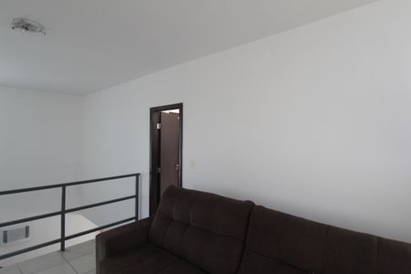 Sala de TV de casa à venda com 4 quartos, 520m² em Braúnas, Belo Horizonte
