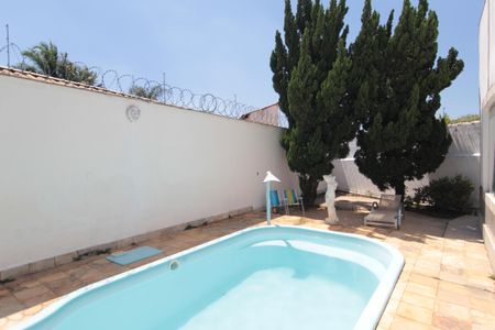 Casa à venda com 520m², 4 quartos e 3 vagasPiscina