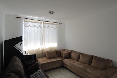 Sala de TV de casa à venda com 4 quartos, 520m² em Braúnas, Belo Horizonte