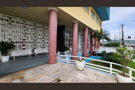 Studio para alugar com 45m², 1 quarto e sem vaga Studio para alugar com 45m², 1 quarto e sem vagaEntrada