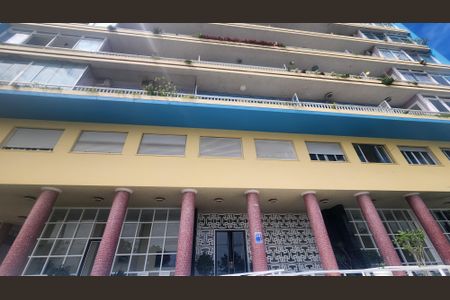 Studio para alugar com 45m², 1 quarto e sem vaga Studio para alugar com 45m², 1 quarto e sem vagaFachada