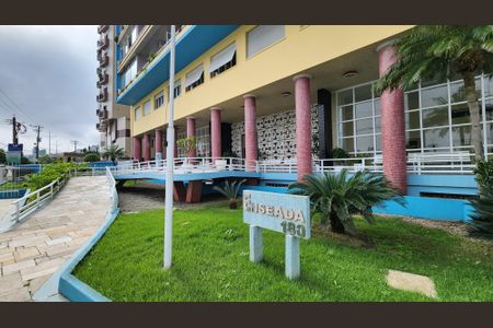 Studio para alugar com 45m², 1 quarto e sem vaga Studio para alugar com 45m², 1 quarto e sem vagaEntrada