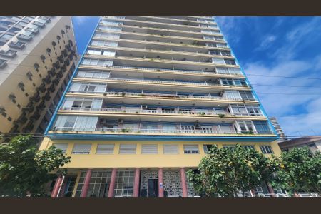 Studio para alugar com 45m², 1 quarto e sem vaga Studio para alugar com 45m², 1 quarto e sem vagaFachada