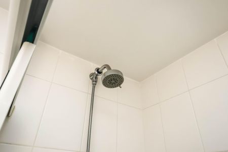 Apartamento à venda com 57m², 2 quartos e 1 vaga Apartamento à venda com 57m², 2 quartos e 1 vagaBanheiro