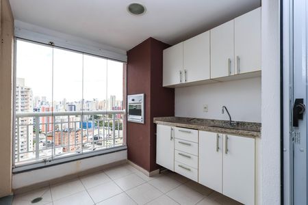 Varanda Sala de apartamento à venda com 2 quartos, 57m² em Vila Gumercindo, São Paulo