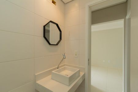 Apartamento para alugar com 60m², 2 quartos e 2 vagasBanheiro Social