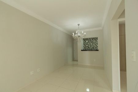 Apartamento para alugar com 60m², 2 quartos e 2 vagasSala