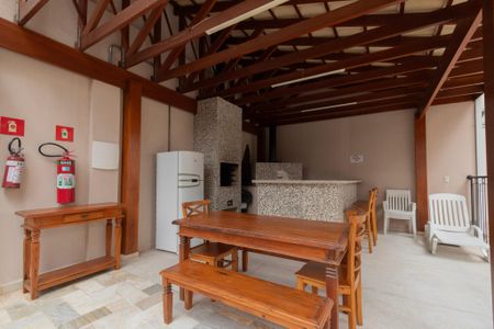 Apartamento para alugar com 60m², 2 quartos e 2 vagasÁrea comum - Churrasqueira