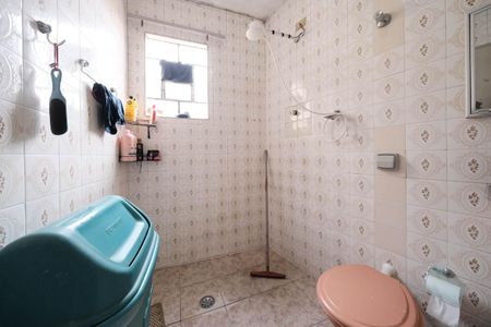 Casa à venda com 122m², 3 quartos e 2 vagasBanheiro 1