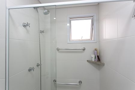 Apartamento à venda com 86m², 2 quartos e 2 vagasBanheiro Social