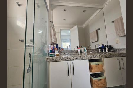 Apartamento à venda com 138m², 4 quartos e 3 vagas Apartamento à venda com 138m², 4 quartos e 3 vagasBanheiro da Suíte 3