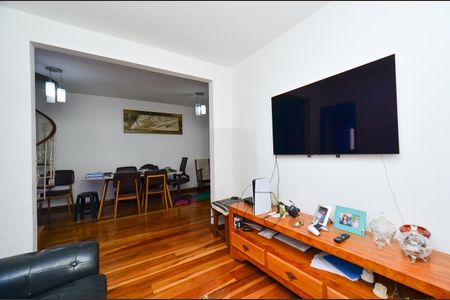 Sala  de apartamento para alugar com 4 quartos, 136m² em Santa Cruz, Belo Horizonte