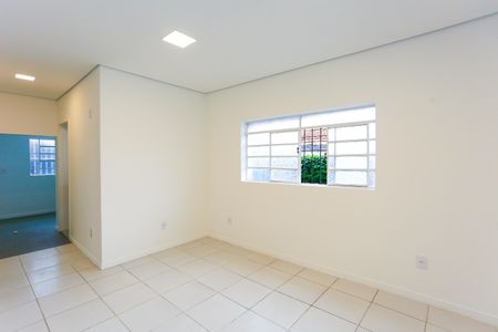 Casa para alugar com 140m², 2 quartos e 1 vagaSala