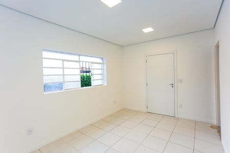 Sala de casa para alugar com 2 quartos, 140m² em Vila Morse, São Paulo