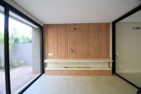 Casa de condomínio à venda com 404m², 4 quartos e 4 vagasEspaço Gourmet