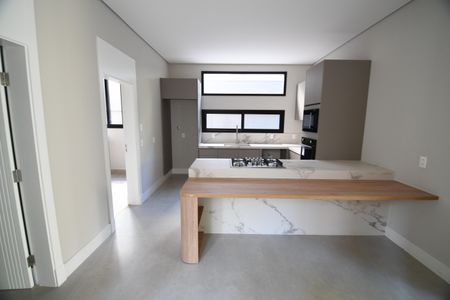 Casa de condomínio à venda com 404m², 4 quartos e 4 vagasCozinha