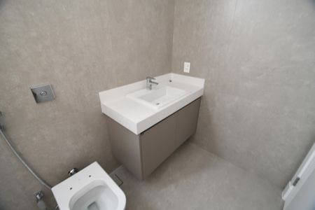 Casa de condomínio à venda com 404m², 4 quartos e 4 vagasBanheiro 4