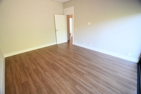 Casa de condomínio à venda com 404m², 4 quartos e 4 vagasQuarto 1