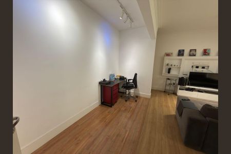 Apartamento à venda com 94m², 3 quartos e 2 vagas Apartamento à venda com 94m², 3 quartos e 2 vagasSala