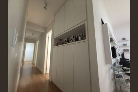 Apartamento à venda com 94m², 3 quartos e 2 vagas Apartamento à venda com 94m², 3 quartos e 2 vagasCorredor