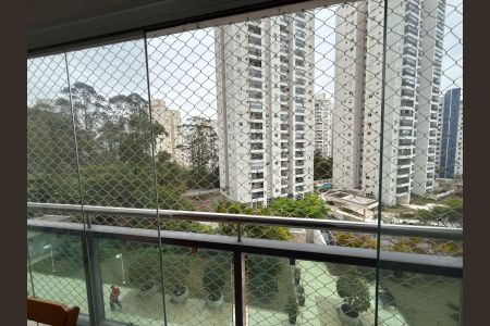 Apartamento à venda com 94m², 3 quartos e 2 vagas Apartamento à venda com 94m², 3 quartos e 2 vagasVaranda