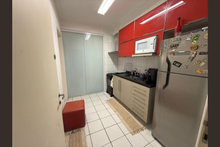 Apartamento à venda com 94m², 3 quartos e 2 vagas Apartamento à venda com 94m², 3 quartos e 2 vagasCozinha