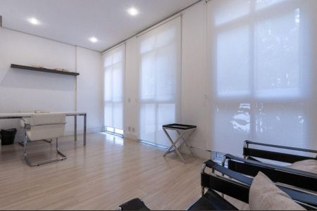 Apartamento à venda com 94m², 3 quartos e 2 vagas Apartamento à venda com 94m², 3 quartos e 2 vagasÁrea comum
