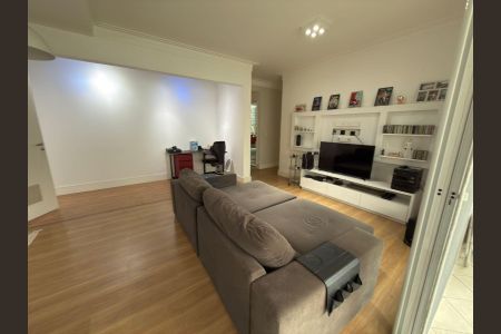 Apartamento à venda com 94m², 3 quartos e 2 vagas Apartamento à venda com 94m², 3 quartos e 2 vagasSala