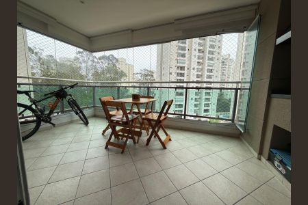 Apartamento à venda com 94m², 3 quartos e 2 vagas Apartamento à venda com 94m², 3 quartos e 2 vagasVaranda