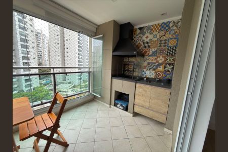 Apartamento à venda com 94m², 3 quartos e 2 vagas Apartamento à venda com 94m², 3 quartos e 2 vagasVaranda