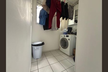 Apartamento à venda com 94m², 3 quartos e 2 vagas Apartamento à venda com 94m², 3 quartos e 2 vagasÁrea de Serviço