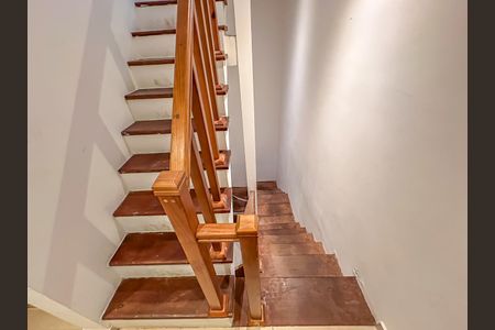 Casa à venda com 810m², 3 quartos e sem vagaEscada