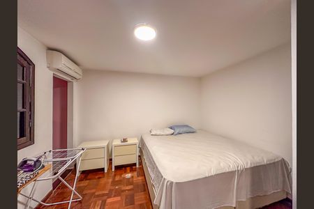 Casa à venda com 810m², 3 quartos e sem vagaSuíte