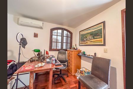 Casa à venda com 810m², 3 quartos e sem vagaQuarto 1