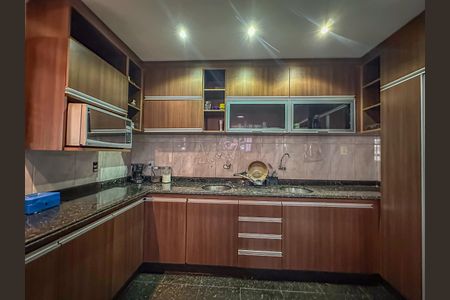 Casa à venda com 810m², 3 quartos e sem vagaCozinha