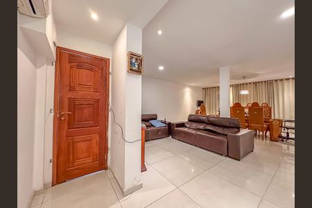 Casa à venda com 810m², 3 quartos e sem vagaSala 1