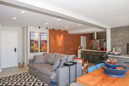 Apartamento à venda com 96m², 2 quartos e 2 vagasSala